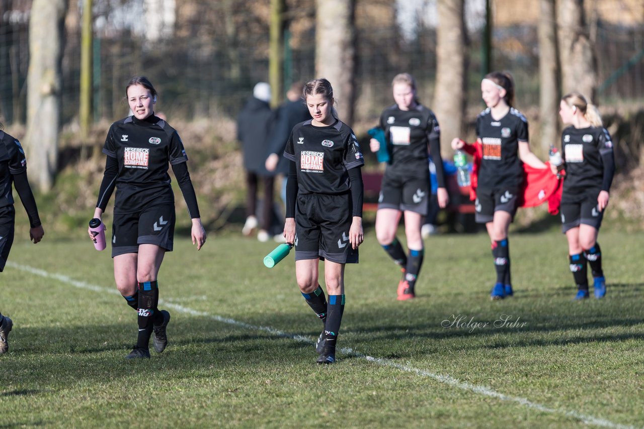 Bild 213 - F Rot Schwarz Kiel - SV Henstedt Ulzburg 2 : Ergebnis: 1:1